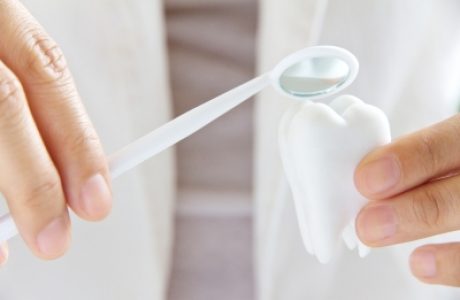 נקיון פסח גם לשיניים! מגוון טיפולים חדשניים להלבנת שיניים